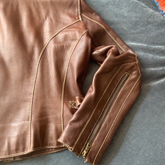 Andrew Marc : Brown Leather Jacket - Picture 9 of 12